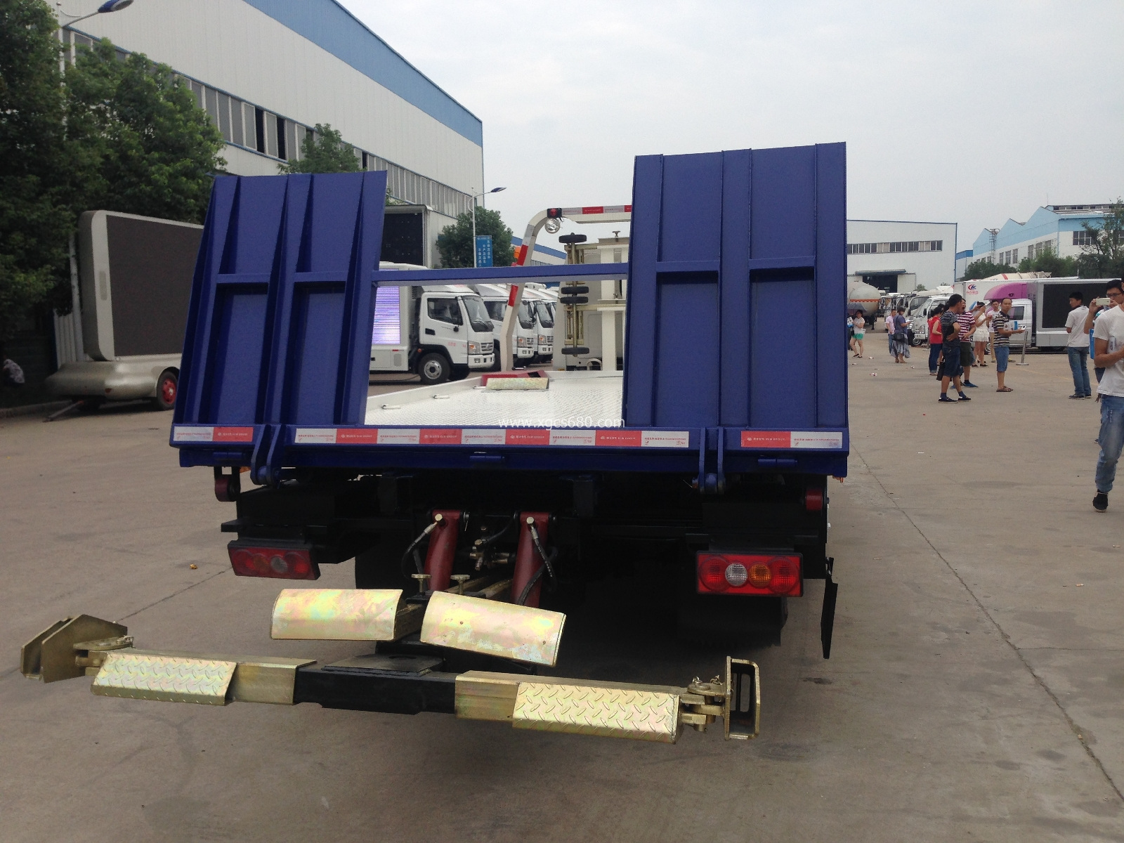 ���彭��{(l��n)������܇