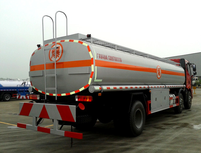 ����W��С���S����܇