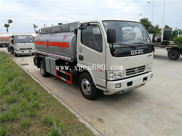 �B�������͹޲۹ތ���܇�S�ҹپW(w��ng)_�ƄӼ���վ�\��܇_Σ�UƷҺ�w�\ݔ܇���b�S_�X�Ͻ�Һ���\ݔ�\��܇�r��_�w�C����ԽҰ�͹�܇_ȫ�������(q��)�͹޼���܇_���᚛�x܇���b�S_����������ˮ���܇_Һ�����\ݔ��܇�DƬ_�S��ֱ�N���և��������͹�܇�V�^(q��)���ô��R���۹�܇